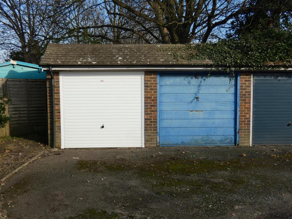 Additional image 6 of Allangate Drive, Rustington, Littlehampton