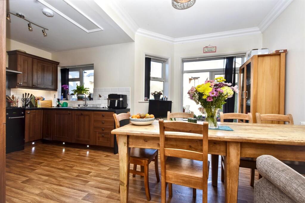 Additional image 5 of Cavendish Avenue, Eastbourne