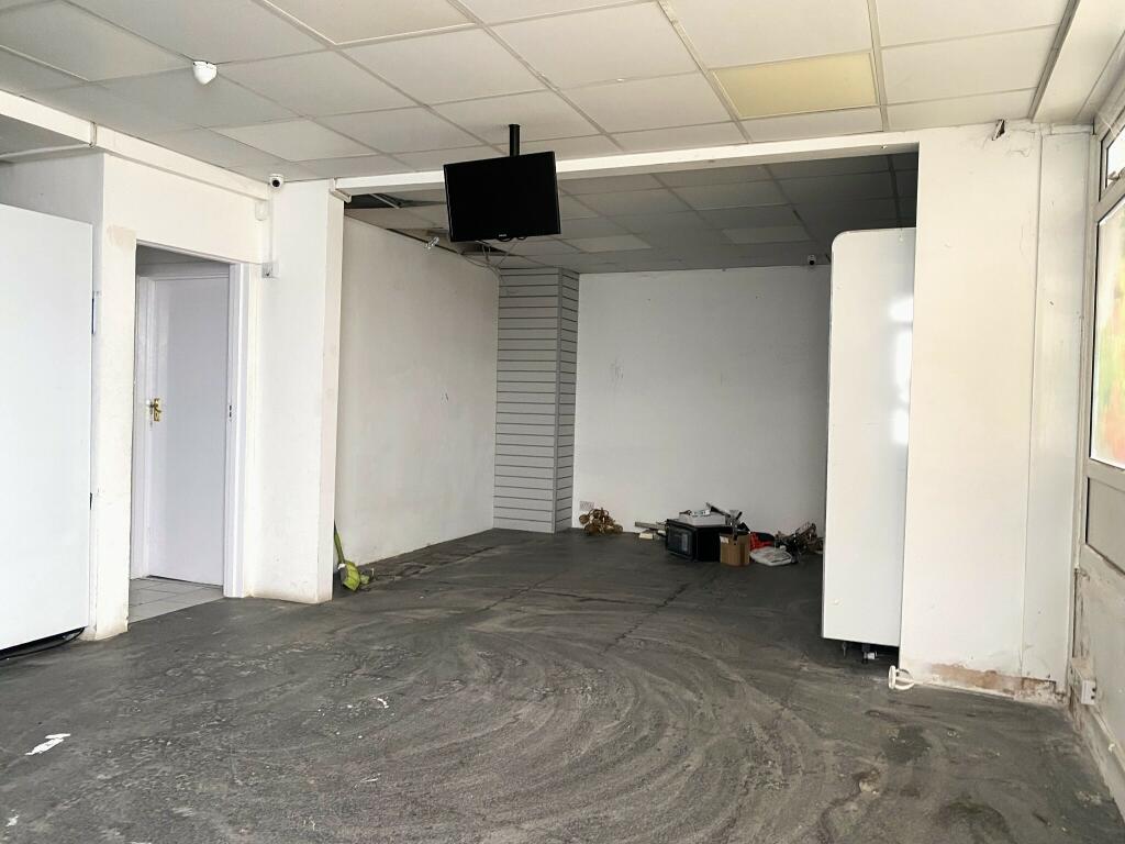 Additional image 11 of LARGE Commercial and Residential Space