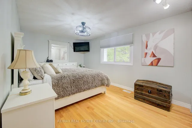 Additional image 30 of 96 Manor Dr