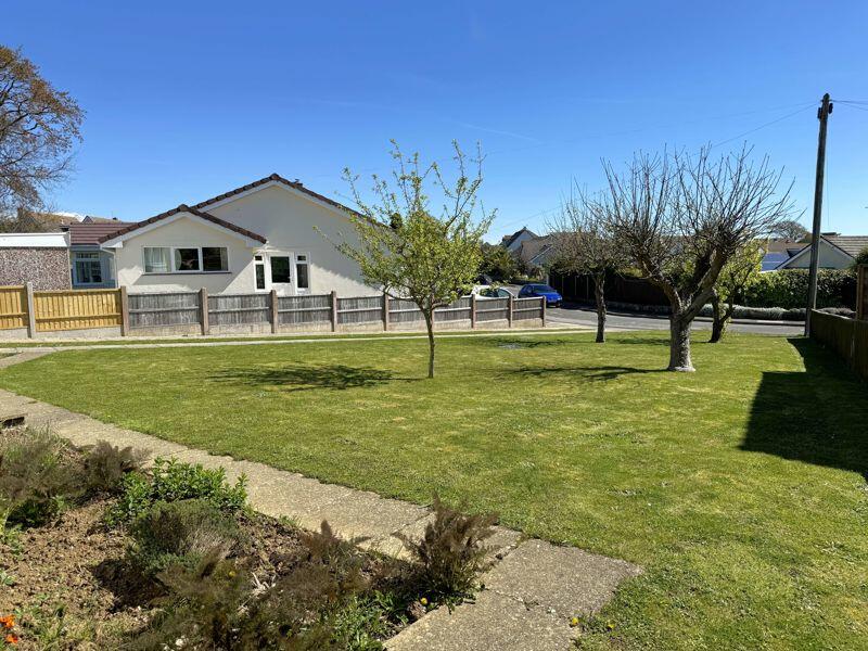 Additional image 33 of Spacious Bungalow With Potential To Convert Huge Loft Space Stpp - Quiet Location