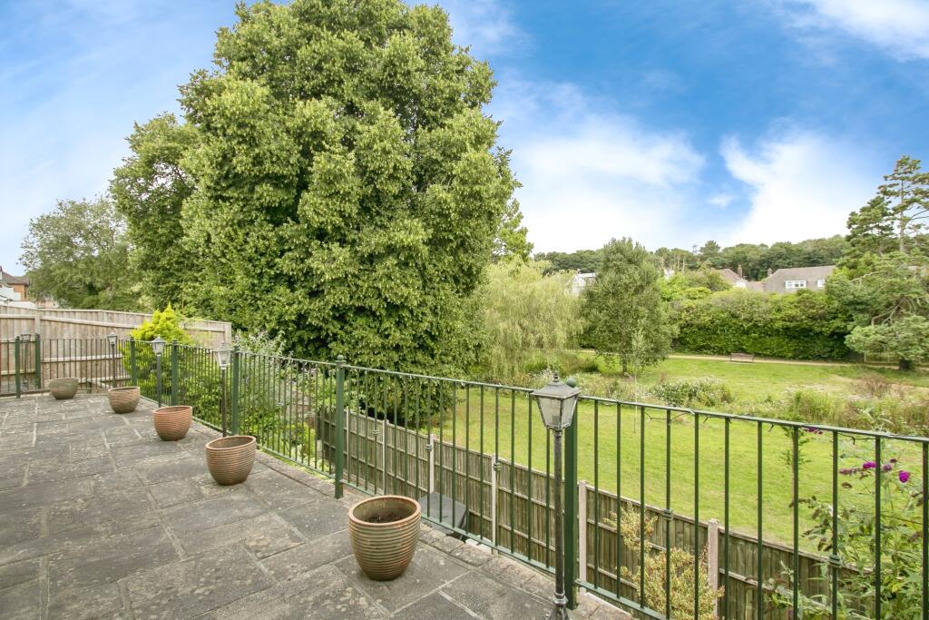 Additional image 2 of ROOM TO RENT - Surrey Road BH12