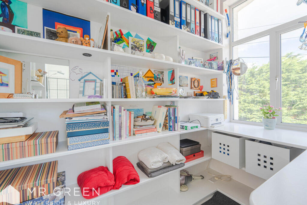 Additional image 13 of Sandy Bank, 39 Southbourne Overcliff Drive, Southbourne. BH6 3PL