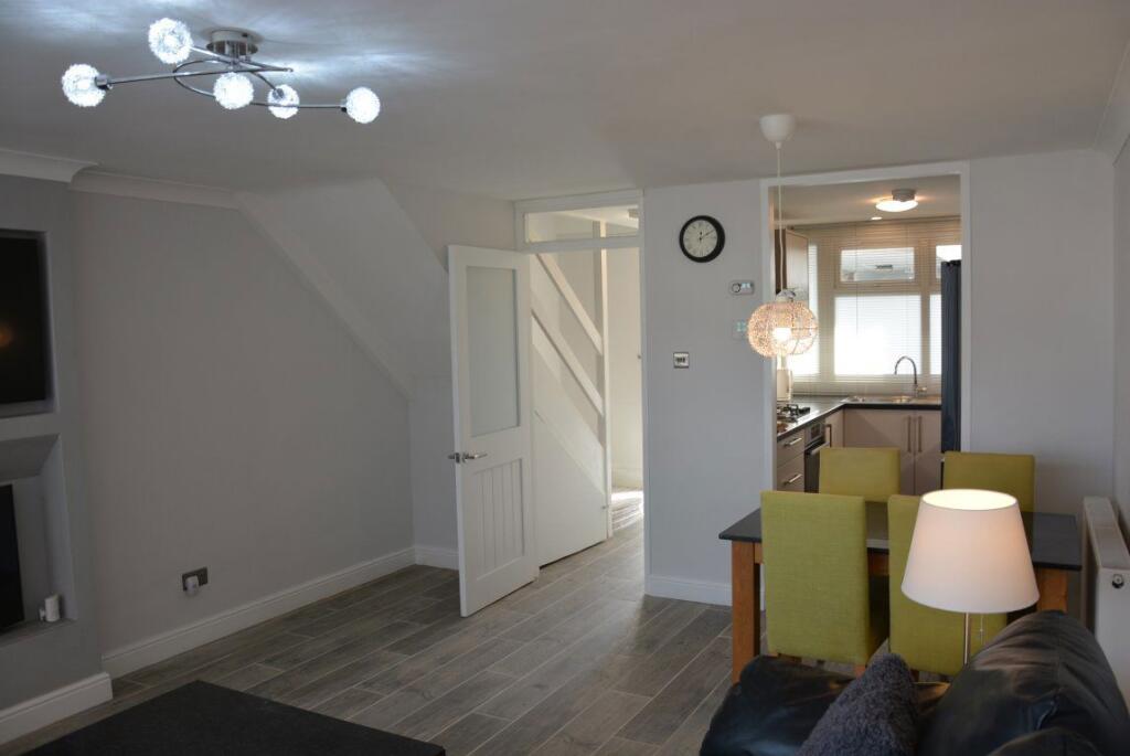 Additional image 8 of F13 Louis Court, B67