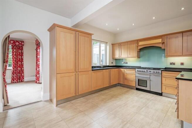 Additional image 4 of Warwick Road, Solihull, West Midlands, B91