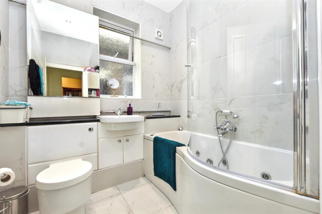 Additional image 4 of Cavendish Avenue, Eastbourne