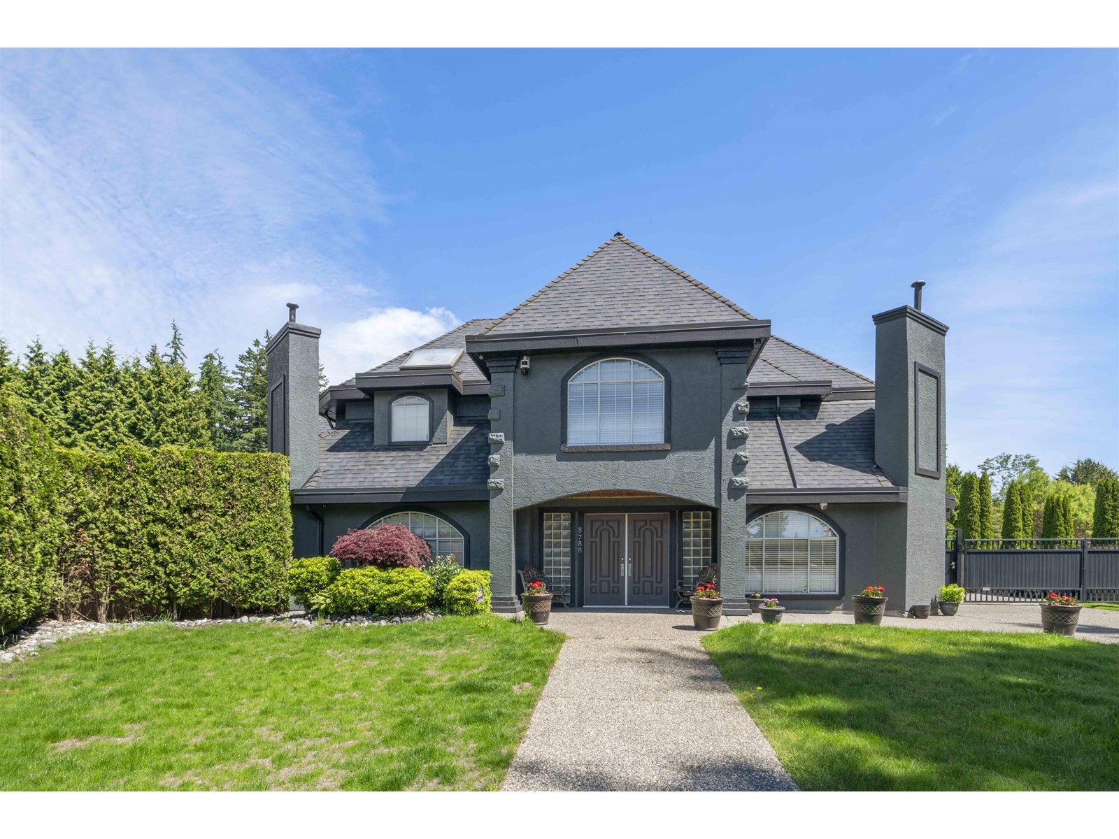 5788 126 STREET|Surrey, British Columbia V3X3G8