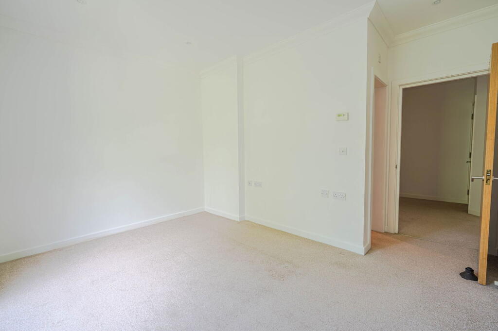 Additional image 10 of Stourcliffe Avenue, Southbourne, Bournemouth, Dorset, BH6 3PT