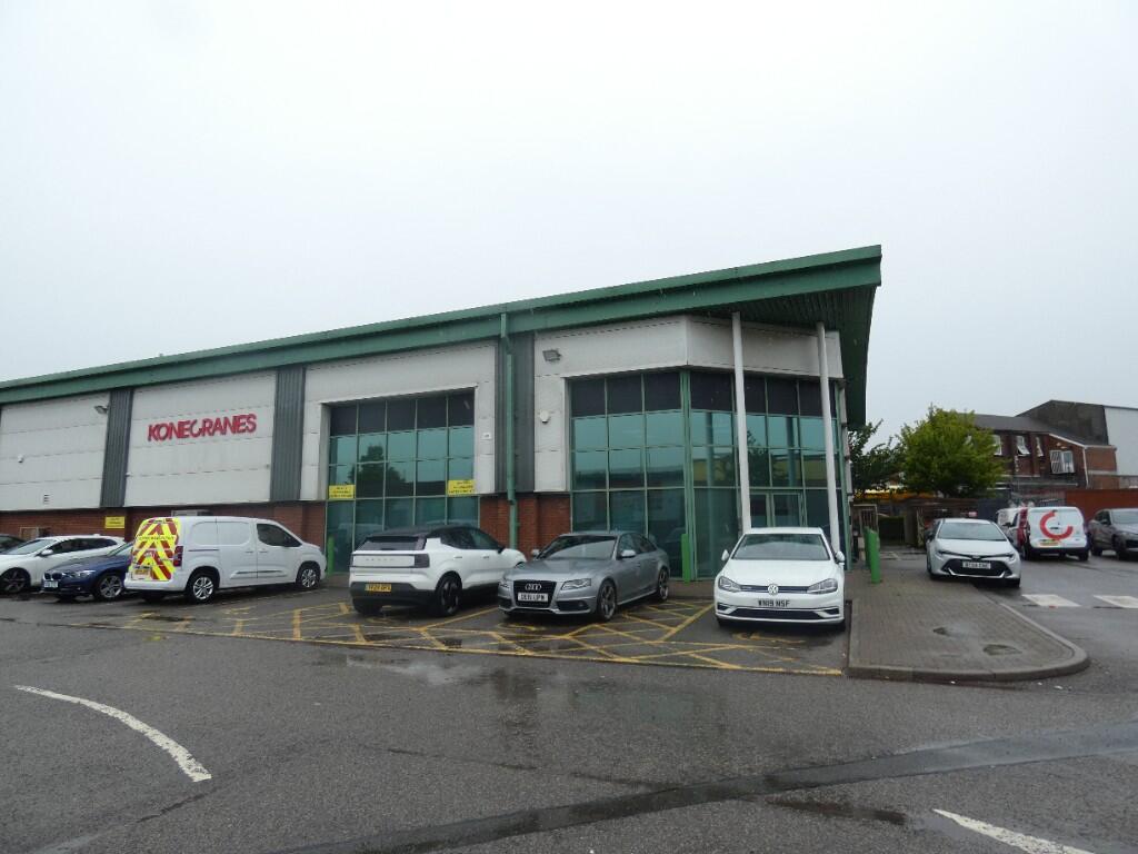 Additional image 8 of 17 Black County Park, West Bromwich B70