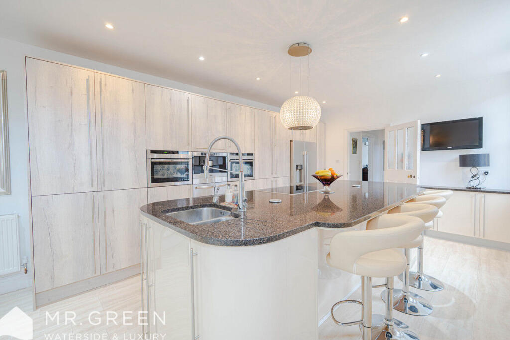 Additional image 6 of Chessel Avenue, Boscombe Manor, Bournemouth, BH5 1LJ