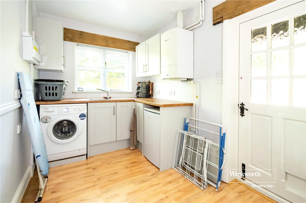 Additional image 15 of Friars Wood, Robins Way, Christchurch, Dorset, BH23