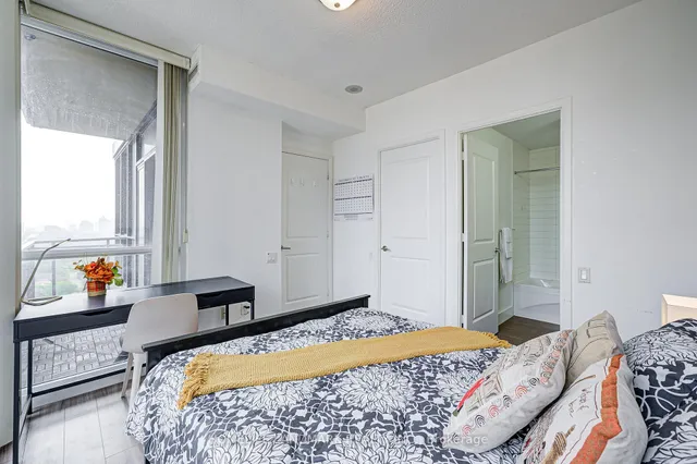 Additional image 33 of 23 Sheppard Ave Unit 2004