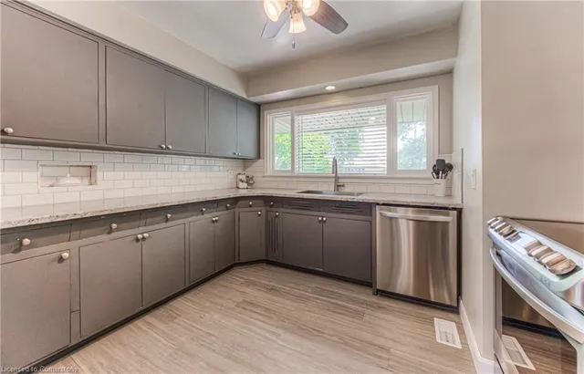 Additional image 10 of 433 Dumfries Ave