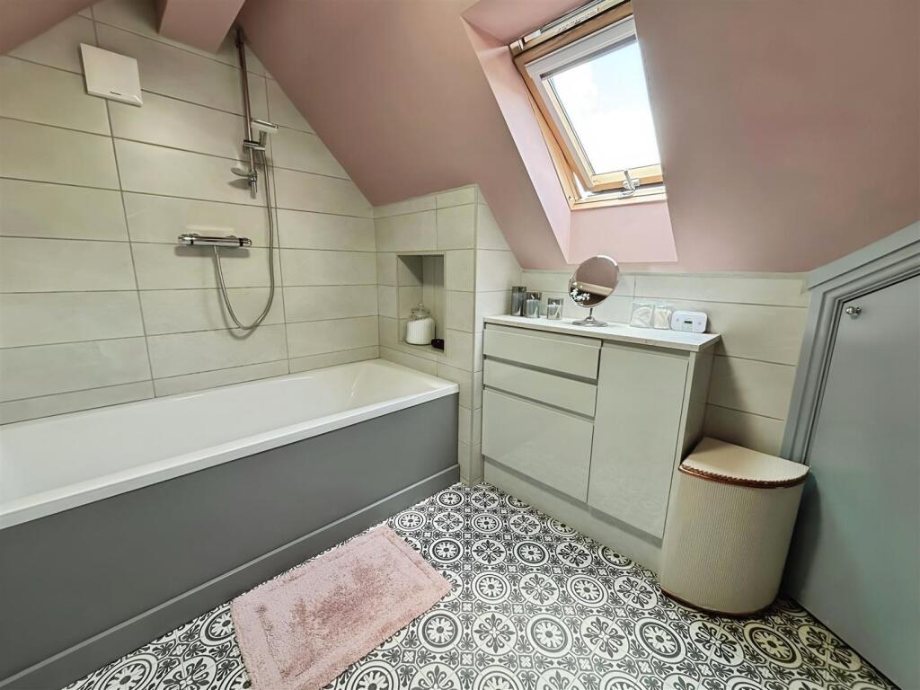 Additional image 14 of Plumpton Close, Bradford, BD2 1NJ