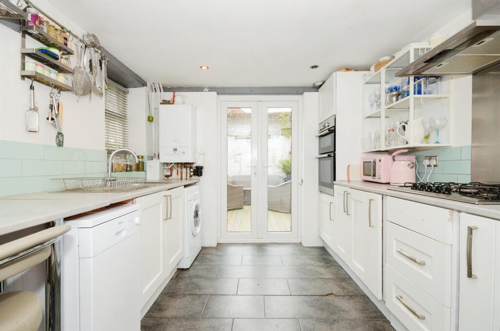 Additional image 5 of High Street, Markyate, St. Albans