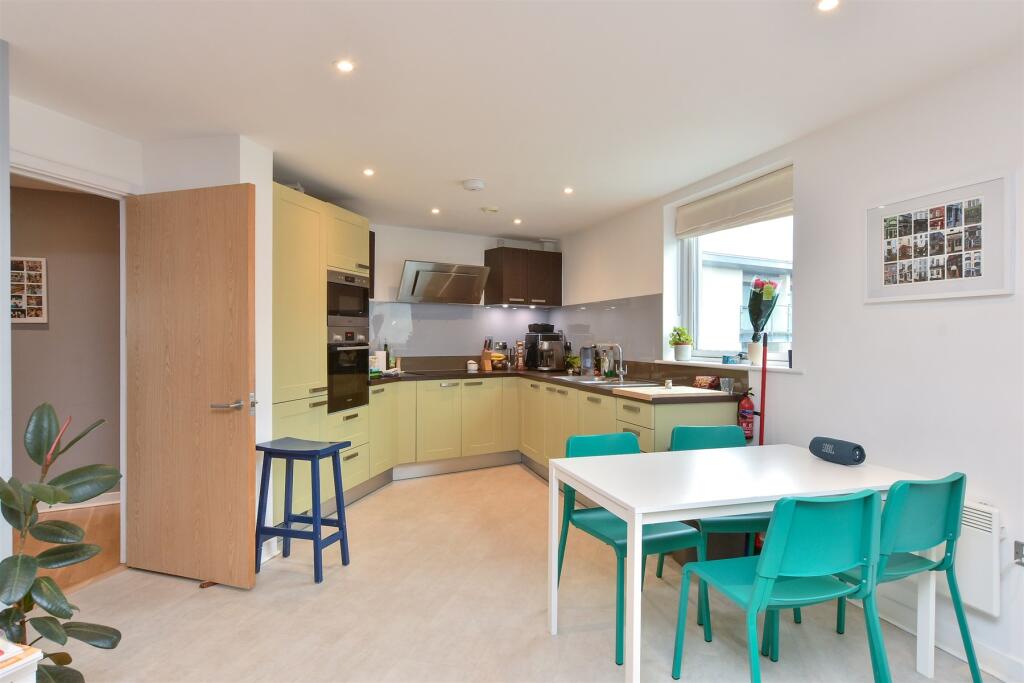 Additional image 9 of West Street, Brighton, East Sussex