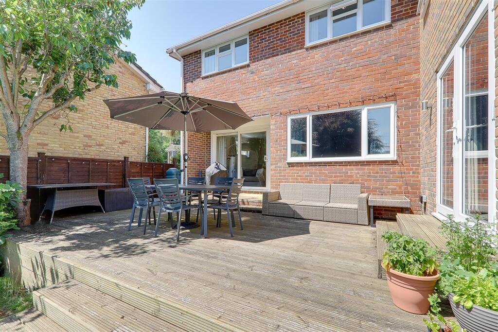 Additional image 36 of Longlands Glade, Charmandean, Worthing