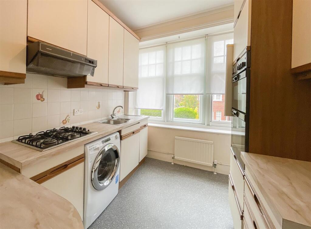 Additional image 8 of Beachy Head Road, Eastbourne, BN20