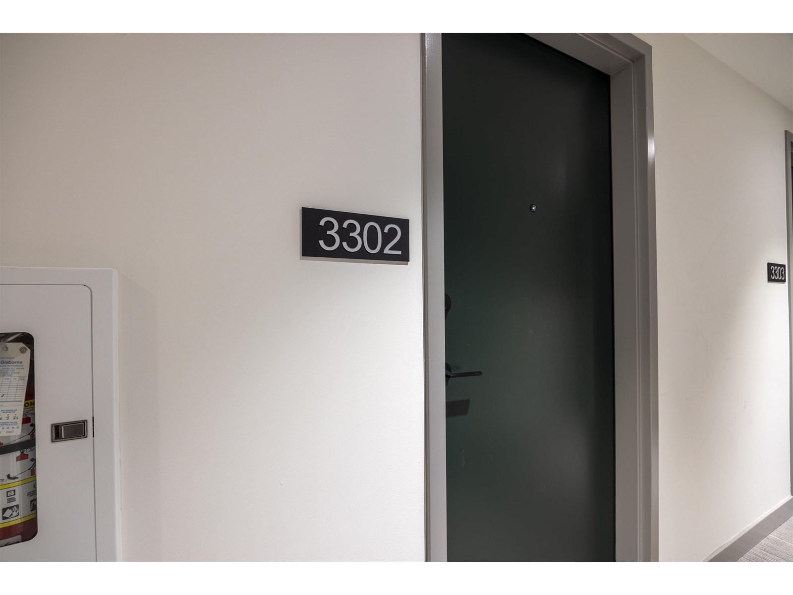 3302 13745 GEORGE JUNCTION|Surrey, British Columbia V3T0V8