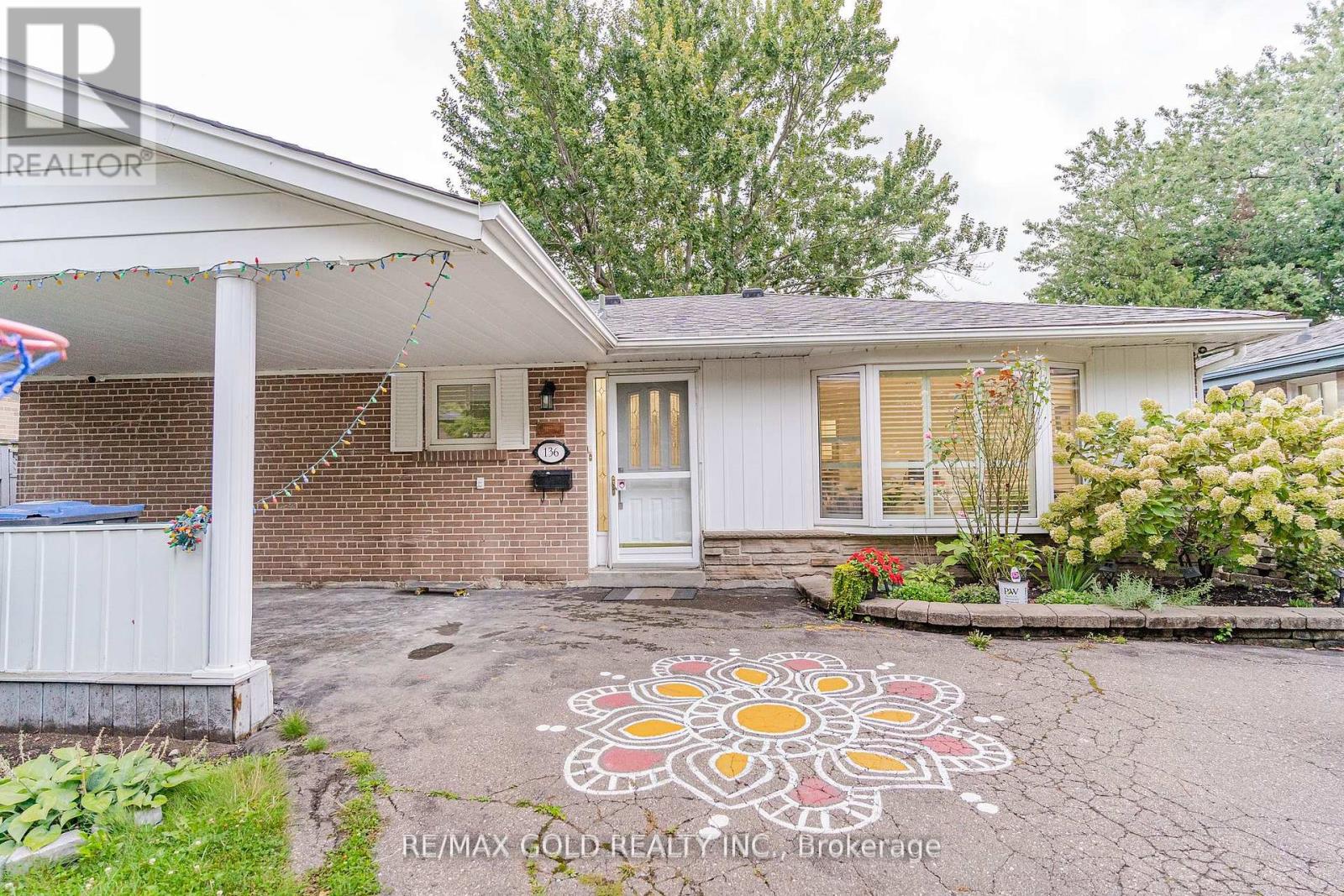 Property image for 136 BARTLEY BULL PARKWAY|Brampton (Brampton East), Ontario L6W2J9