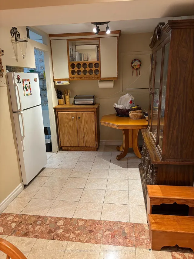 Additional image 21 of 69 Thistle Down Blvd