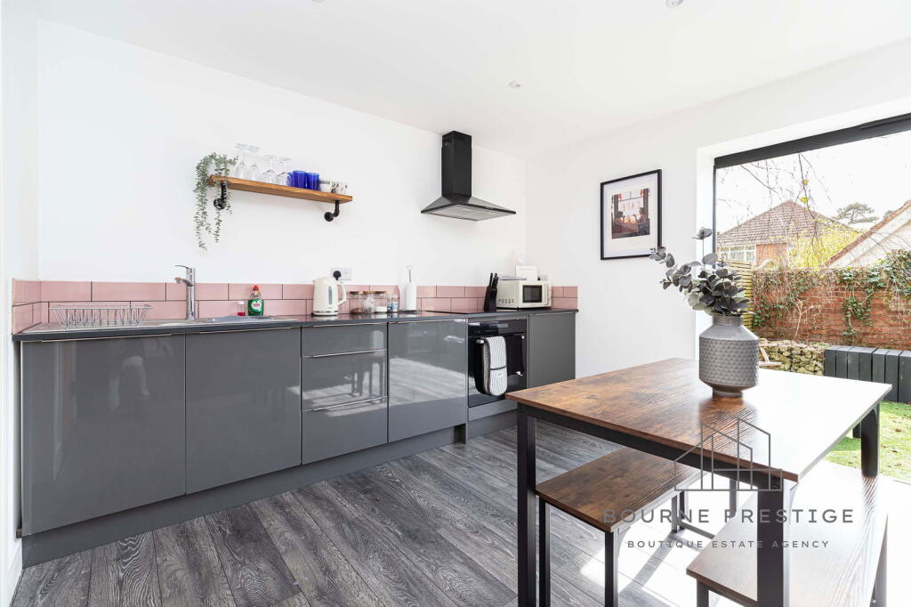 Additional image 43 of St Albans Ave, Queens Park