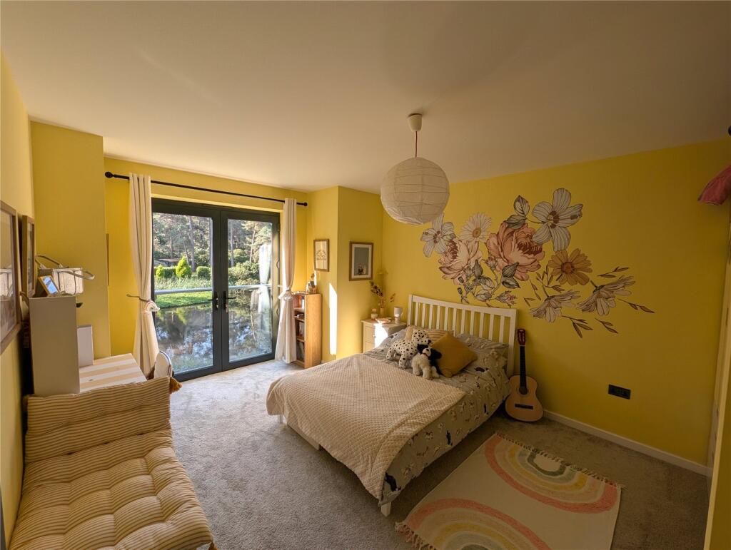 Additional image 23 of Avon Castle Drive, Ringwood, BH24