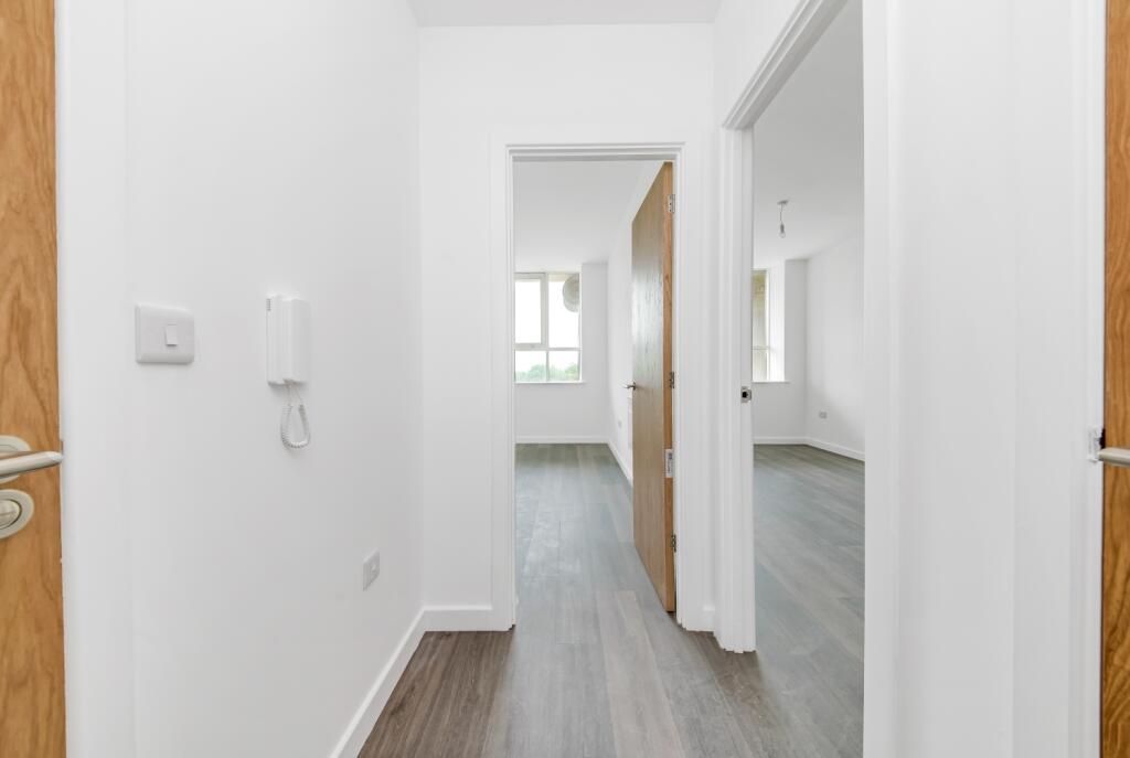 Additional image 7 of Card House, Bingley Road, Bradford, BD9