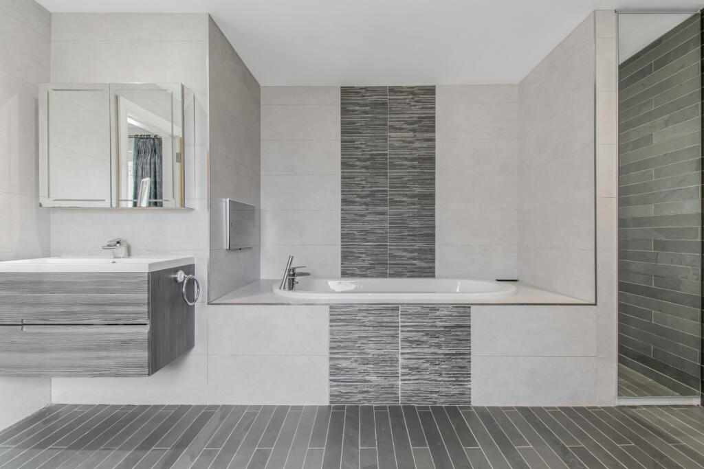 Additional image 18 of Egmont Drive, Ringwood, Dorset, BH24