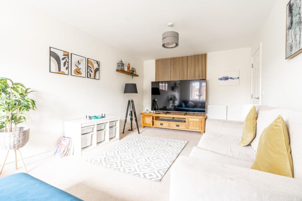 Additional image 5 of Neville Close, St. Albans, Hertfordshire, AL3