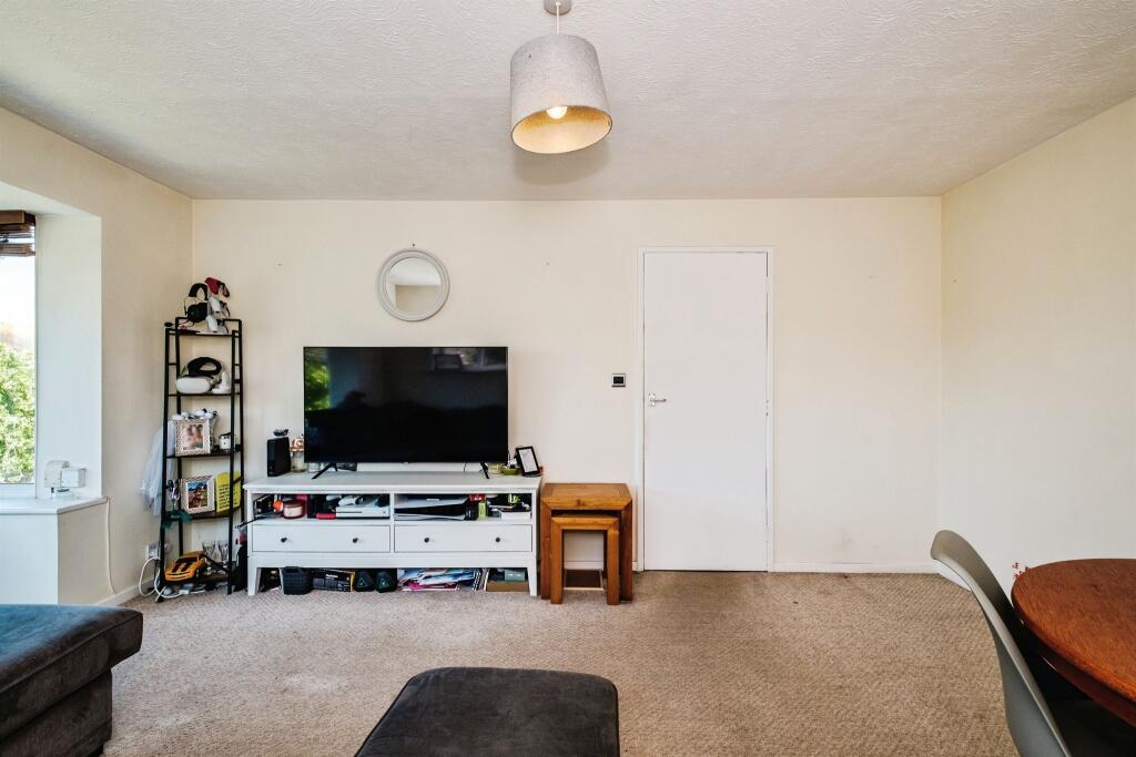 Additional image 4 of Annweir Avenue, Lancing