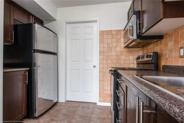 Additional image 17 of 950 Highland Dr Unit 32