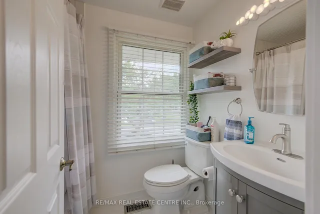 Additional image 26 of 65 Selkirk Dr