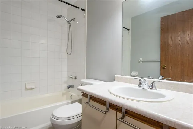 Additional image 21 of 35 Green Valley Dr Unit 703