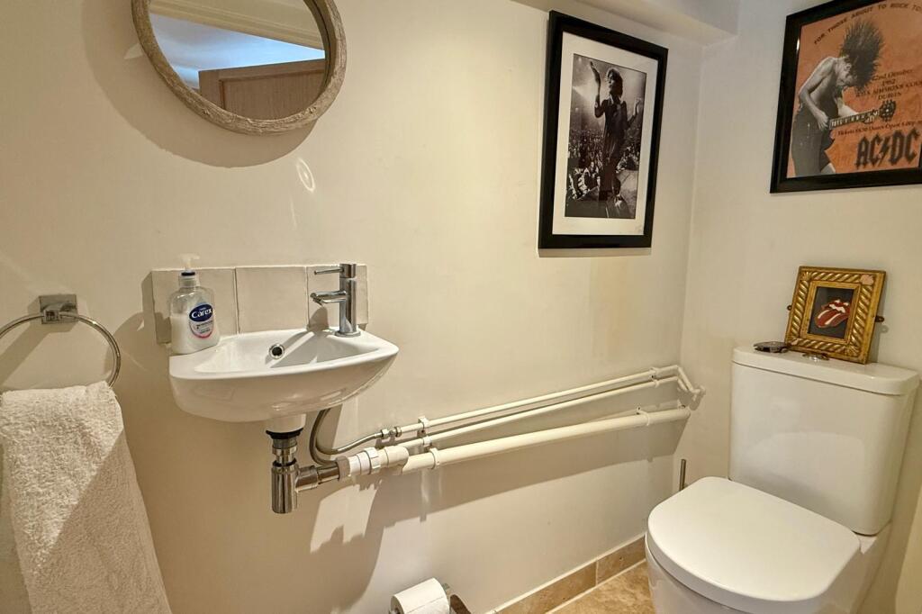 Additional image 8 of Central Ringwood, BH24