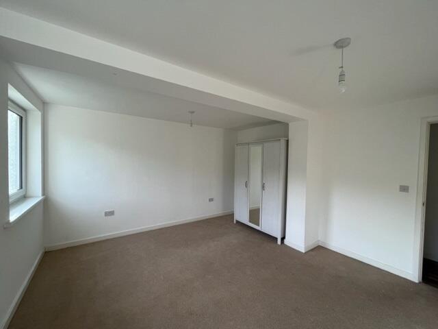 Additional image 8 of 26 Parkwood Court, Parkwood Rise, Keighley, West Yorkshire BD21 4RE