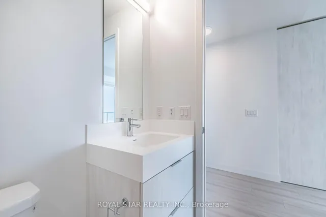 Additional image 29 of 130 River St Unit 2110