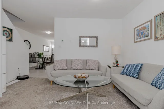 Additional image 5 of 208 Woodmeadow Crt