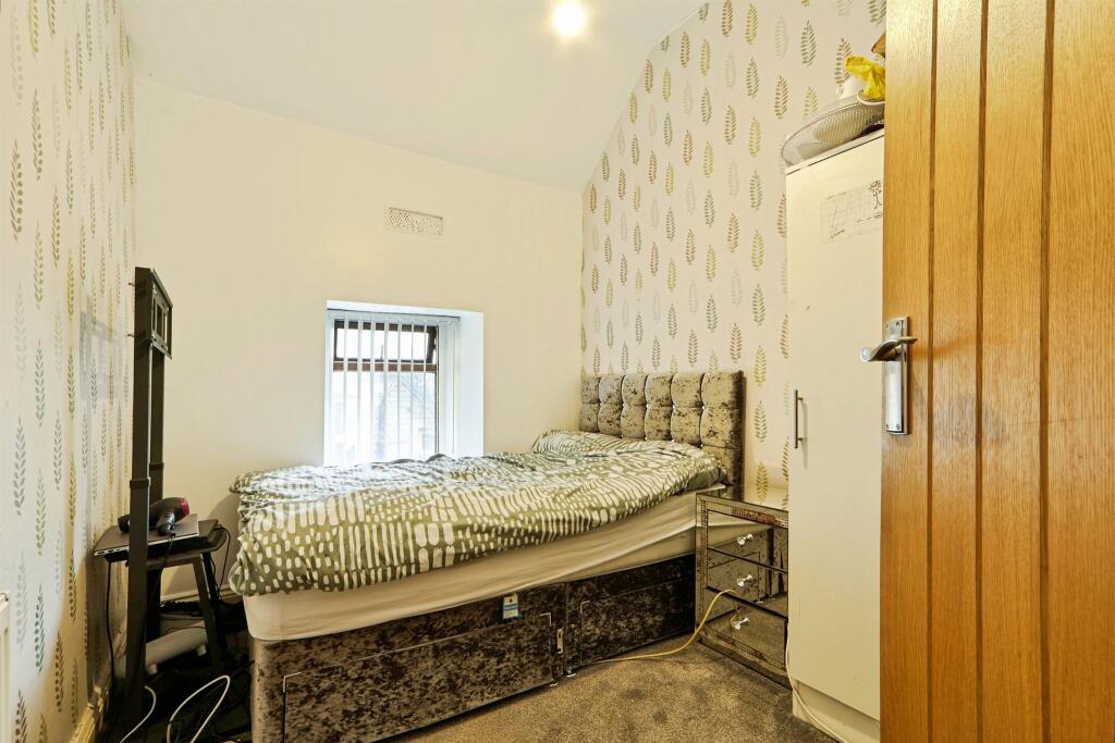 Additional image 11 of Daisy Hill Lane, Bradford