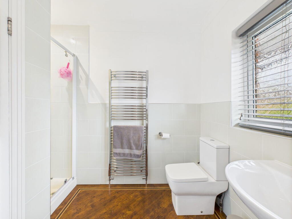 Additional image 18 of Hurst Avenue, Worthing, BN11