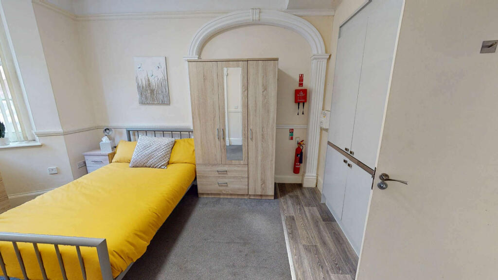 Additional image 4 of Silver Studio - 89-91Cornwall St