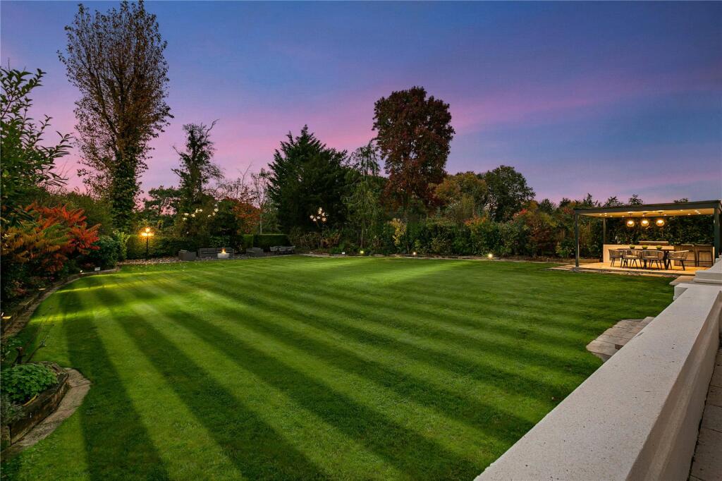 Additional image 5 of Brookmans Avenue, Brookmans Park, AL9