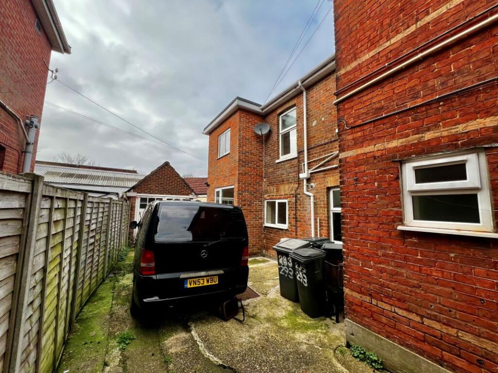 Additional image 15 of 293 Charminster Road, Bournemouth, Dorset, BH8 9QW