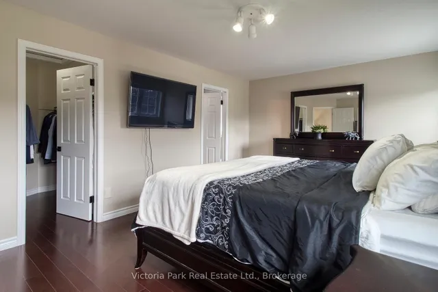 Additional image 25 of 44 Tami Crt