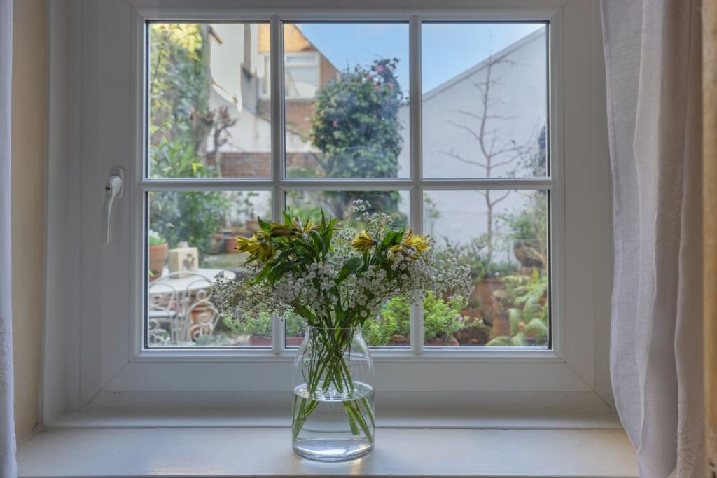 Additional image 15 of South Street, Eastbourne