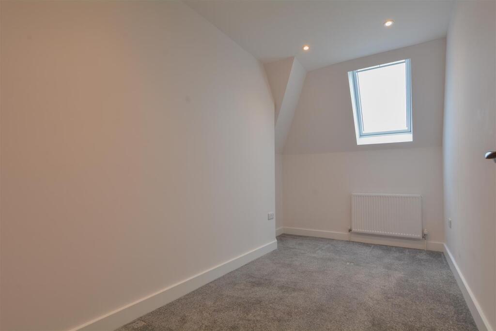 Additional image 8 of Postmasters Court, 286 Lymington Road