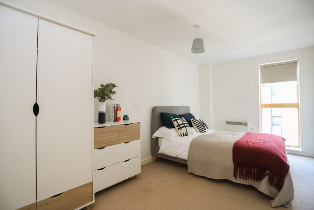 Additional image 4 of The Rock, Bury Bury BL9