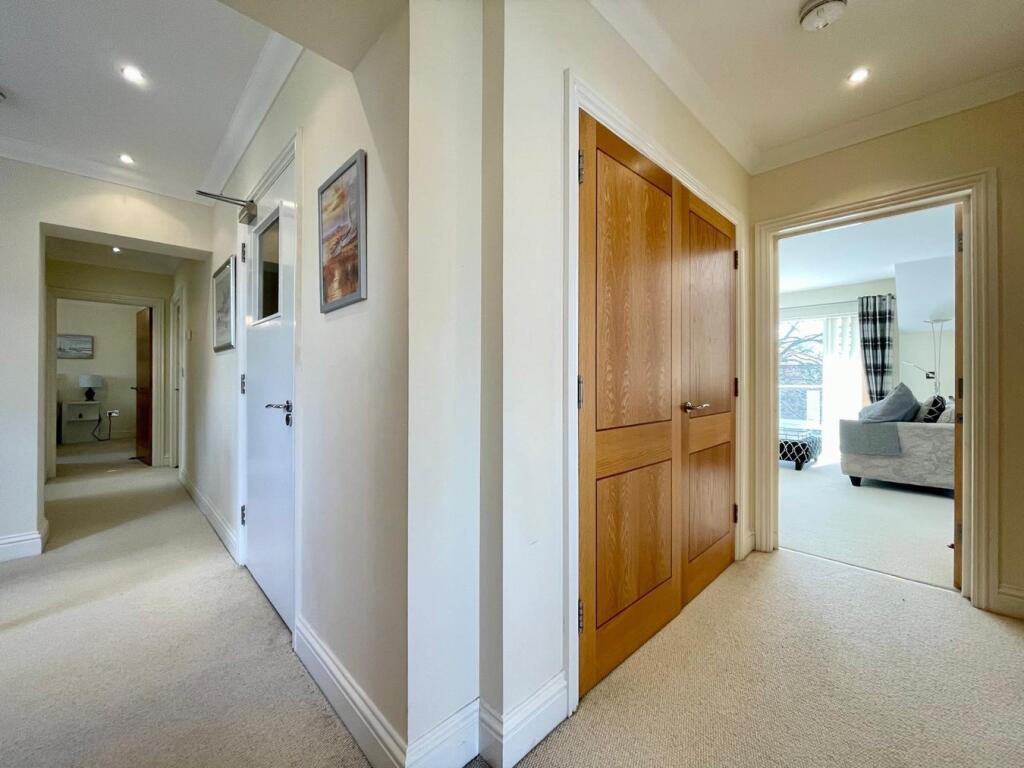 Additional image 10 of Powerscourt, 10 Chine Crescent Road, Bournemouth, BH2