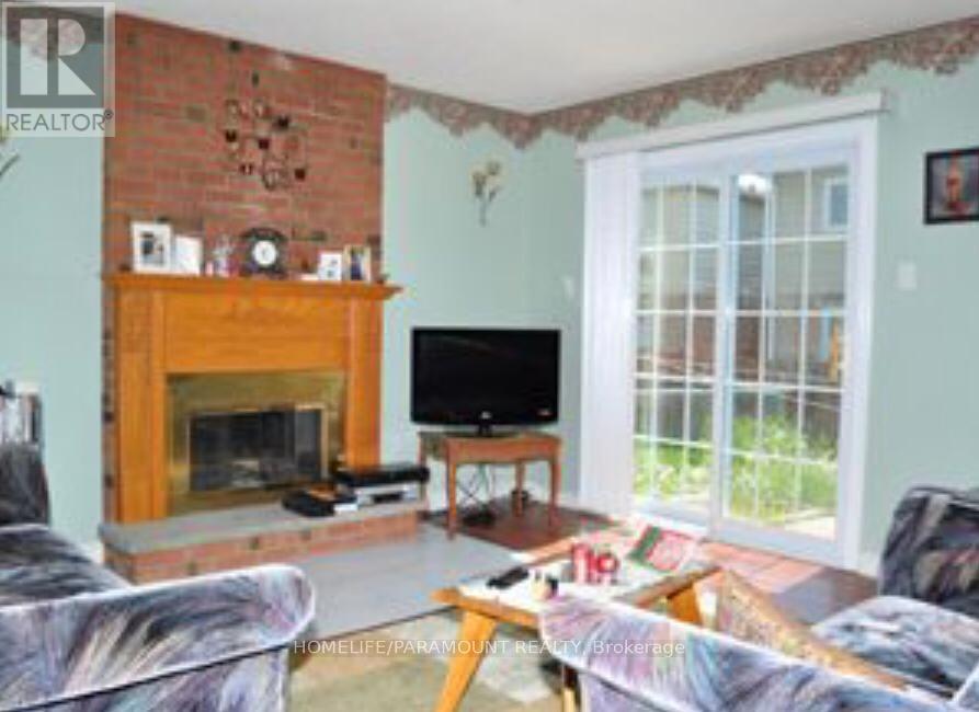 BACK UNIT - 151 MORTON WAY|Brampton (Fletcher's West), Ontario L6Y2P7