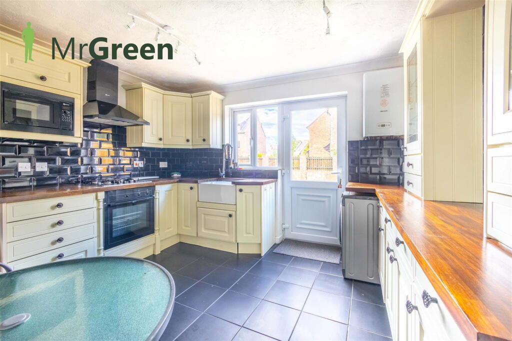 Additional image 2 of Willow Way, Christchurch, BH23 1LA